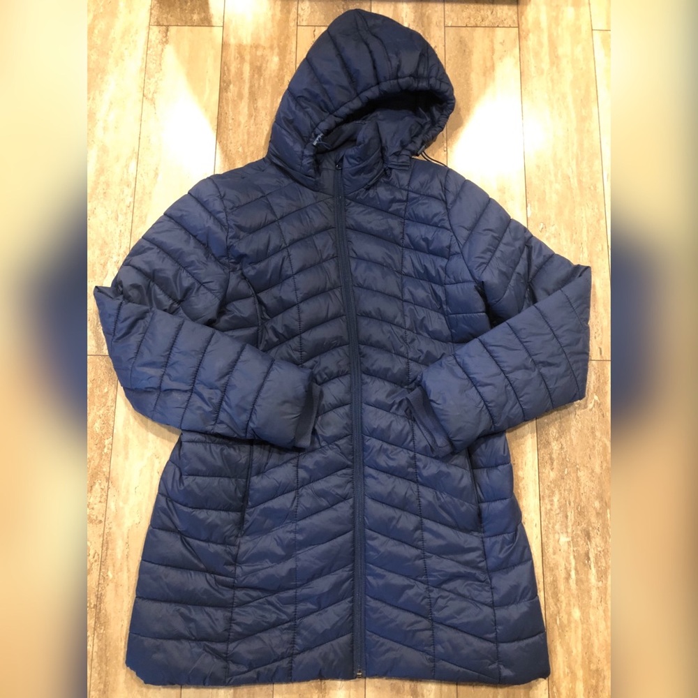 Xersion Navy Blue Puffer coat size L
